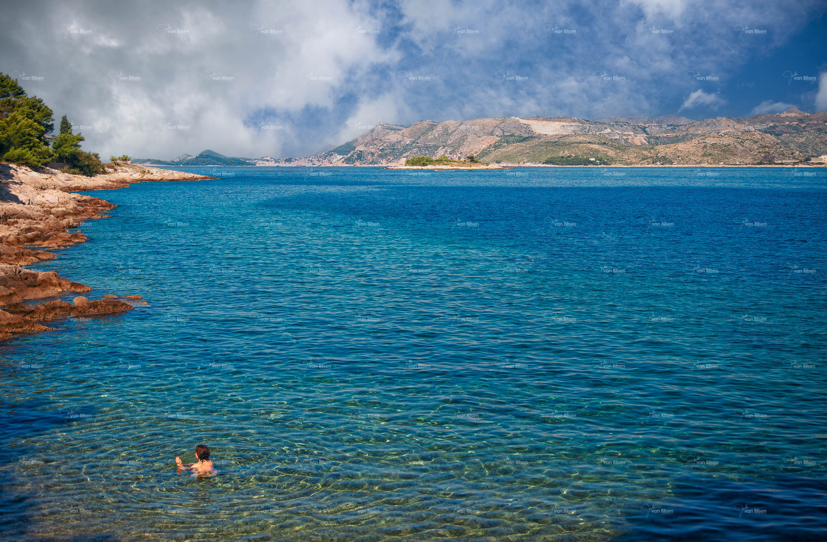 Images of Cavat 016 - ©Jonathan van Bilsen