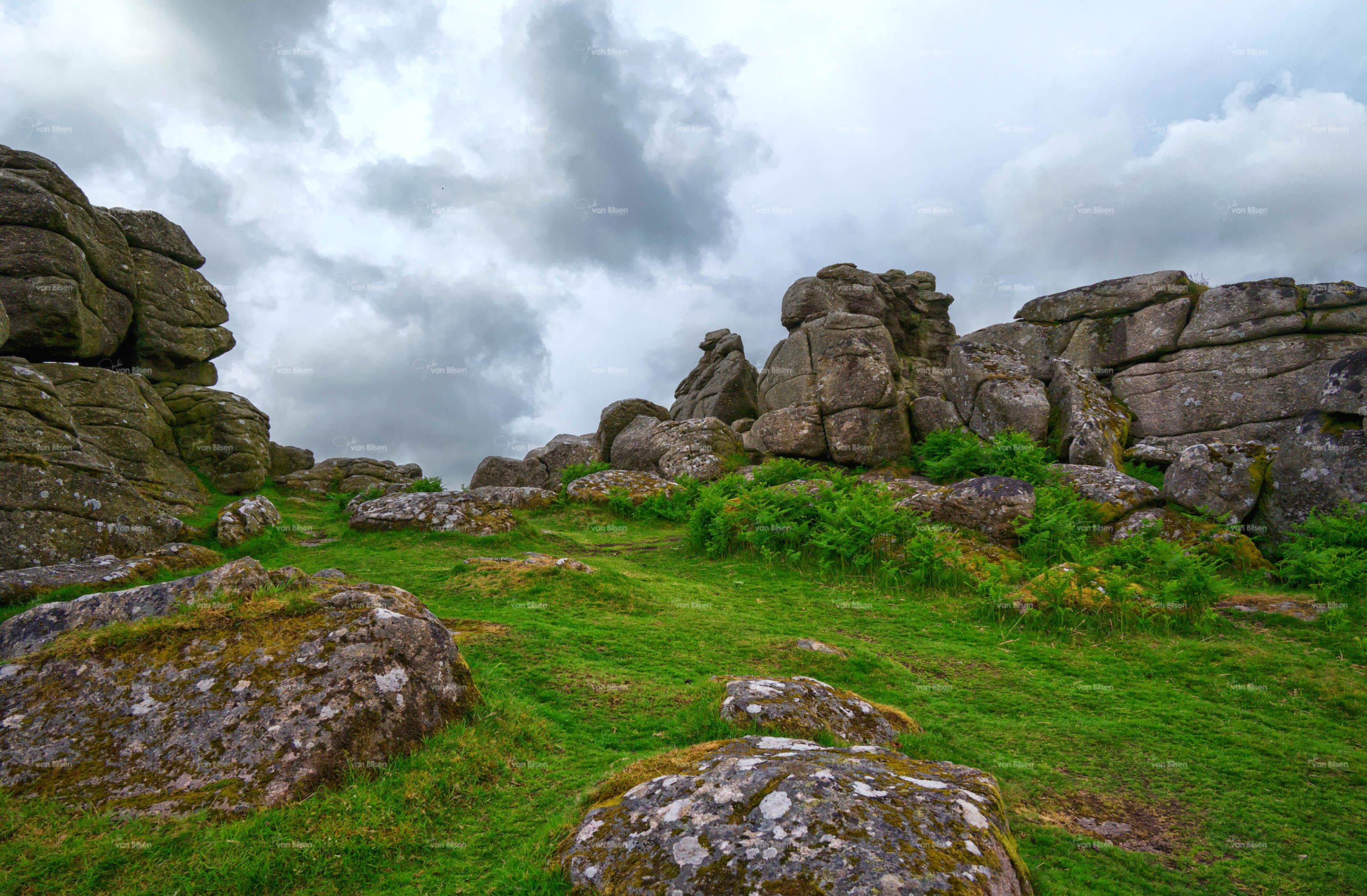 Bone Hill 04 - ©Jonathan van Bilsen
