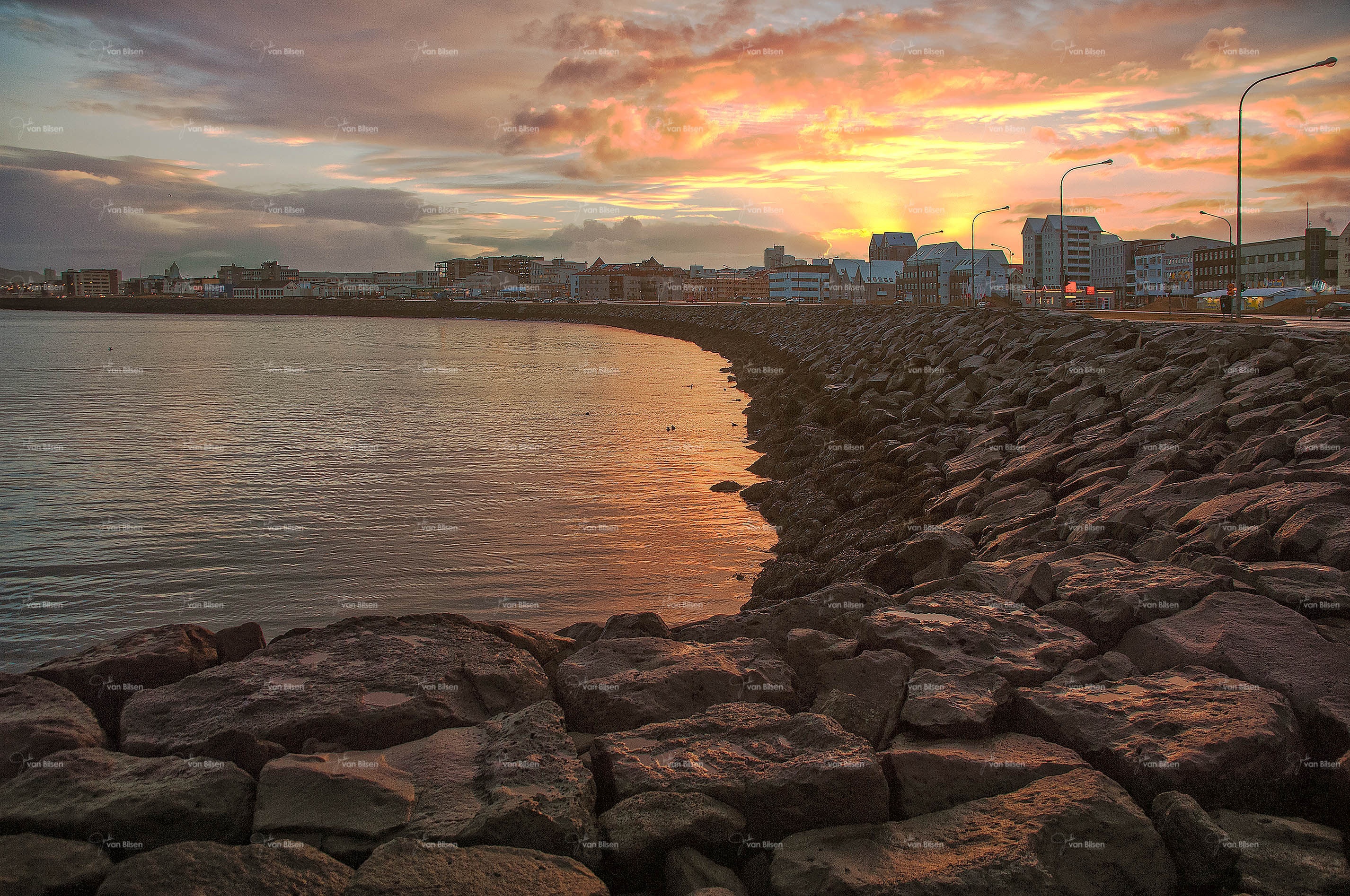 Images of Iceland 002 - ©Jonathan van Bilsen