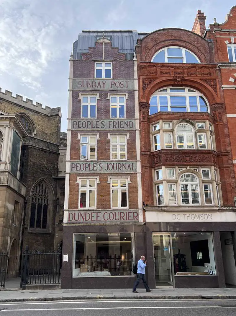 Sunday post Building London