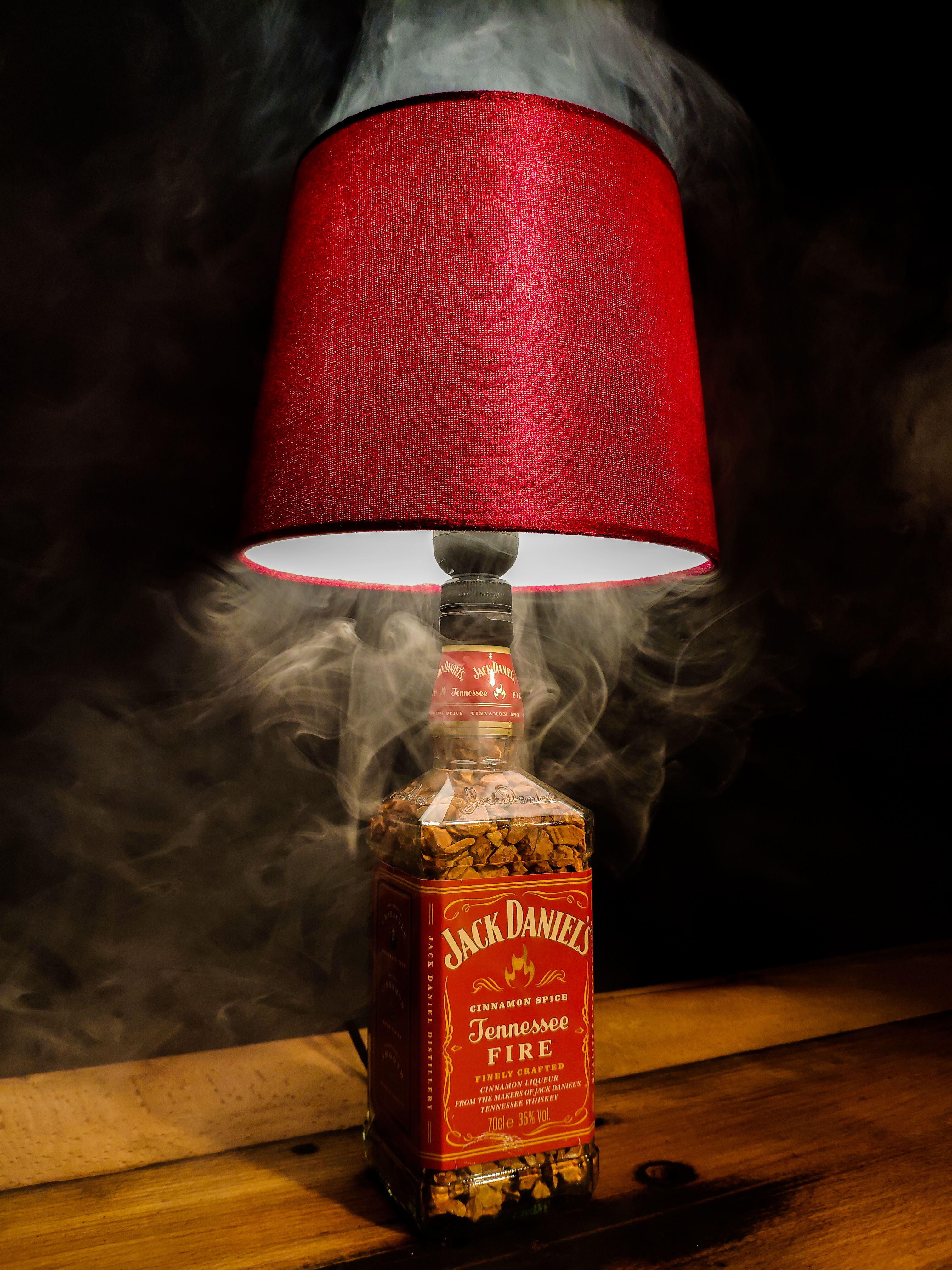 Lampa z fľaše Jack Daniels Fire
