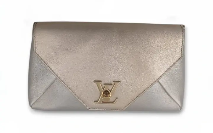 luxury bag repair delhi