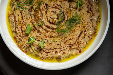 חציל בטחינה ולימונים כבושים