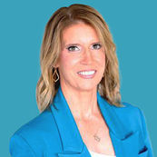 Randi Hogan headshot