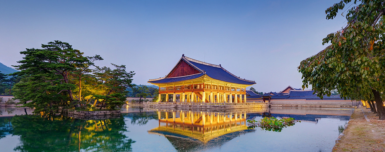 경복궁_경회루_야경(궁능유적본부).jpg