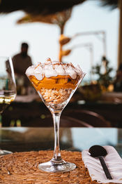 HURRICANE SOBREMESA.jpg