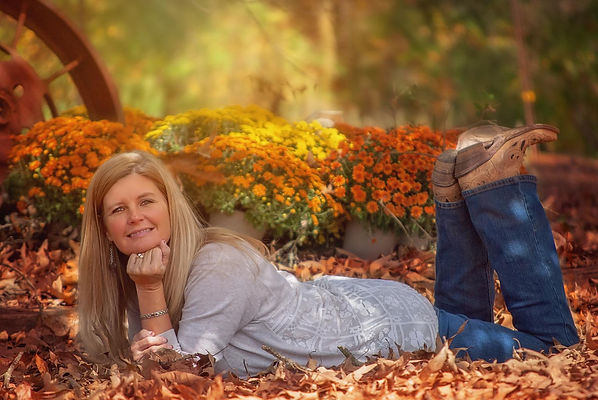 woman_laying_down_leaves.jpg