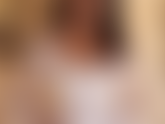 Love the Label / Sophia Tolli