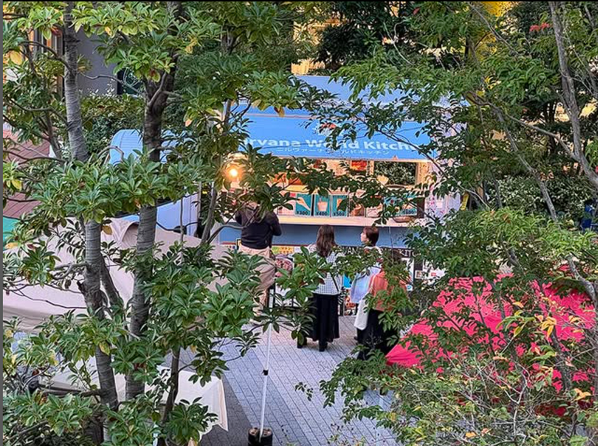 Nirvana Food Truck IV