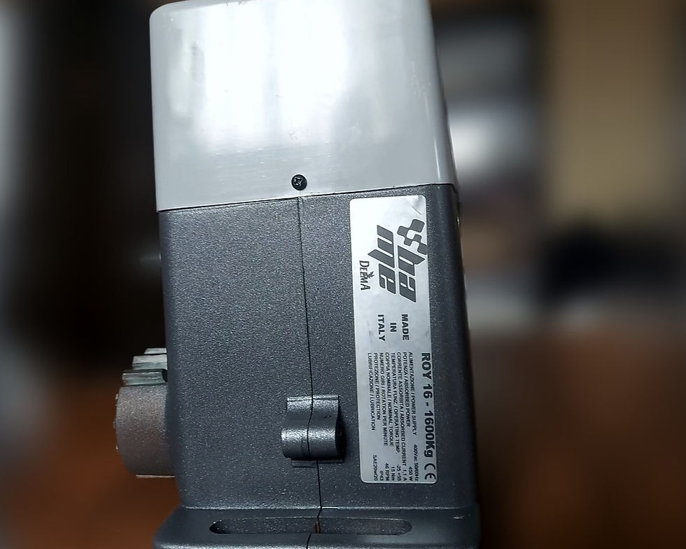 BAME DELMA ROY 16 sliding gate motor nameplate showing model and weight rating