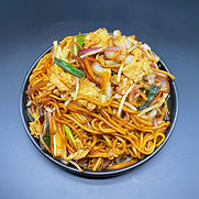 鸡蛋素炒面 Egg & Vegetable Chow Mein (Egg, Cabbage, Carrot and Scallion.)