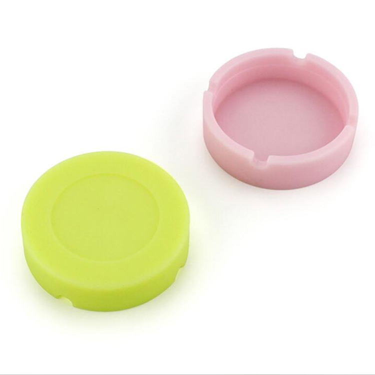 Thumbnail: Silicone Ashtray Smoking Accessories Small Portable Reusable Silicone Ashtray