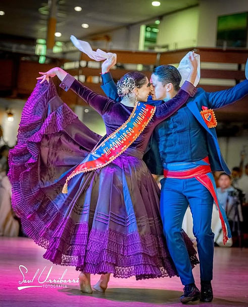 Daniela Ferrero y Luis Alejandro Donet Marinera Norteña.jpg