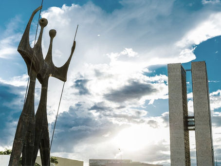 Due Diligence: a importância da análise minuciosa na aquisição de imóveis de alto padrão