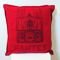 coussin-cathedrale-rouge