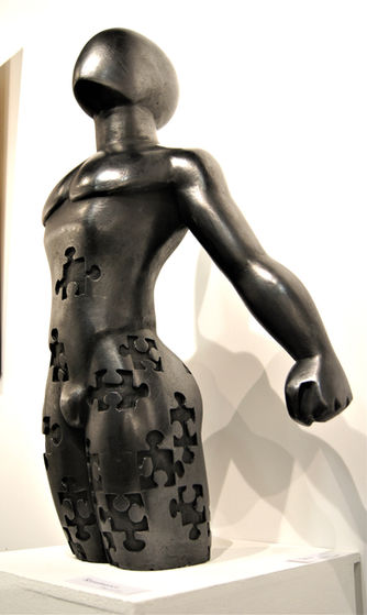 Oeuvre sculpturale de JC Cronel- Puzzle plâtre modelé patine cire et graphite
