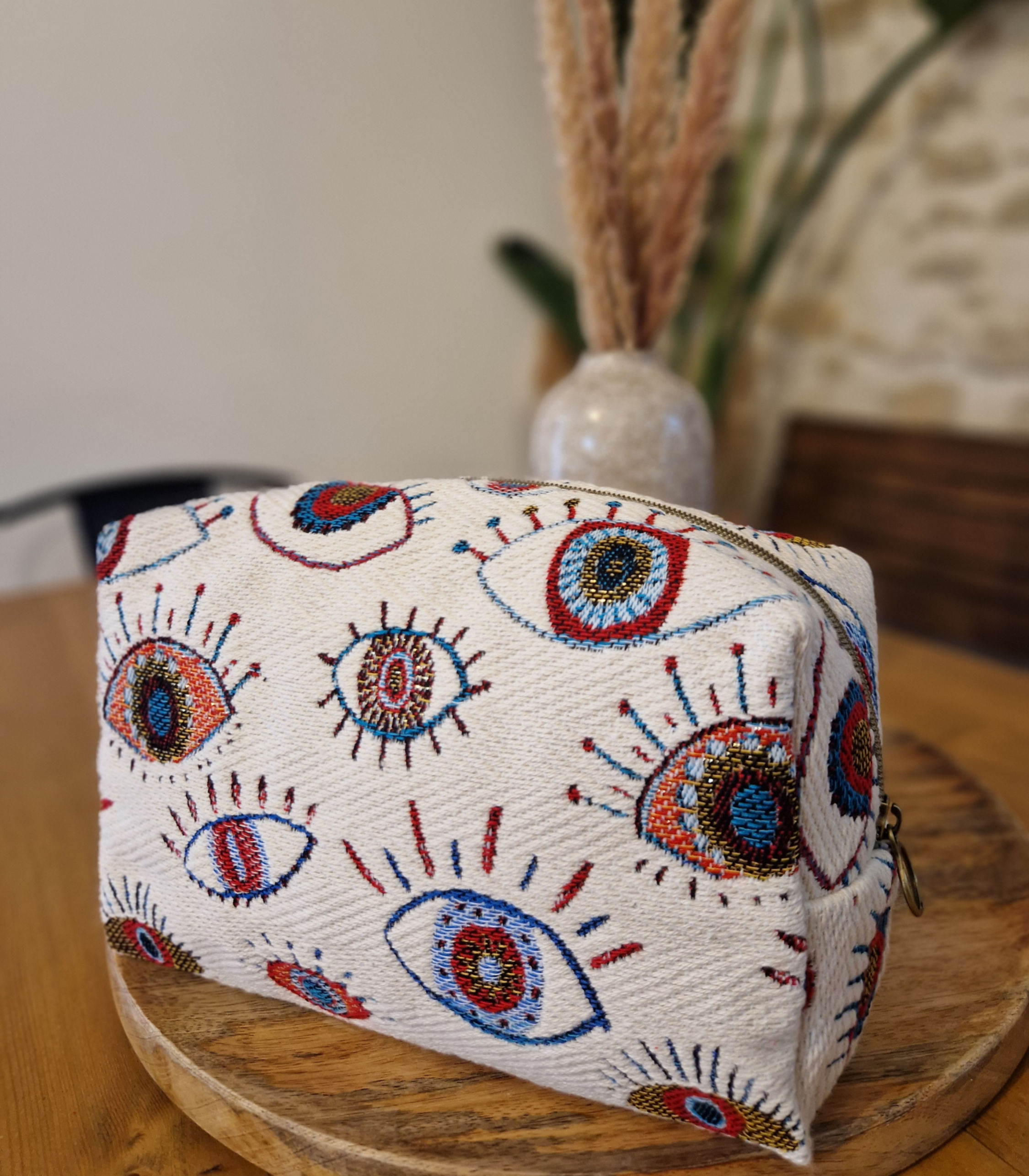 Trousse de toilette "cyclope écru"