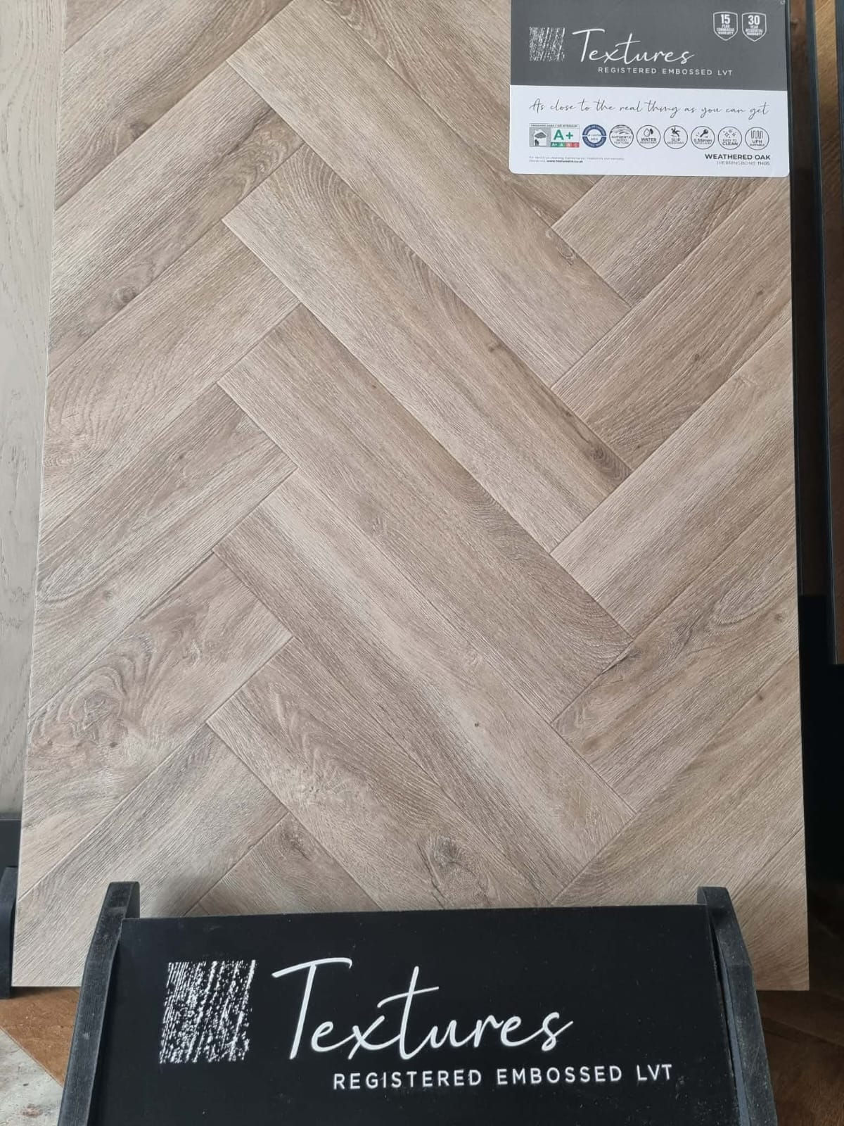 Textures herringbone weathered oak