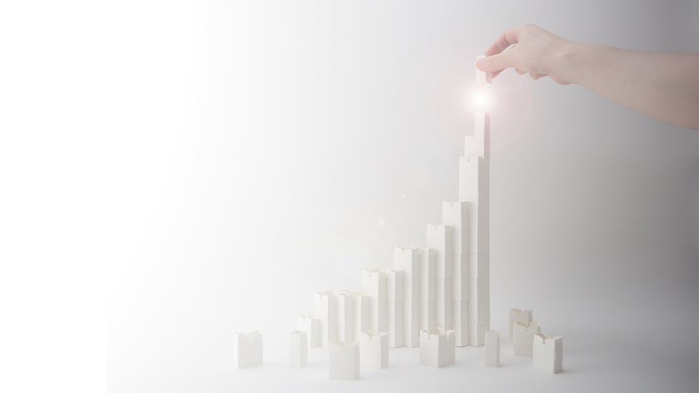 Sandra Marconi - Build Growth BG - Center.png