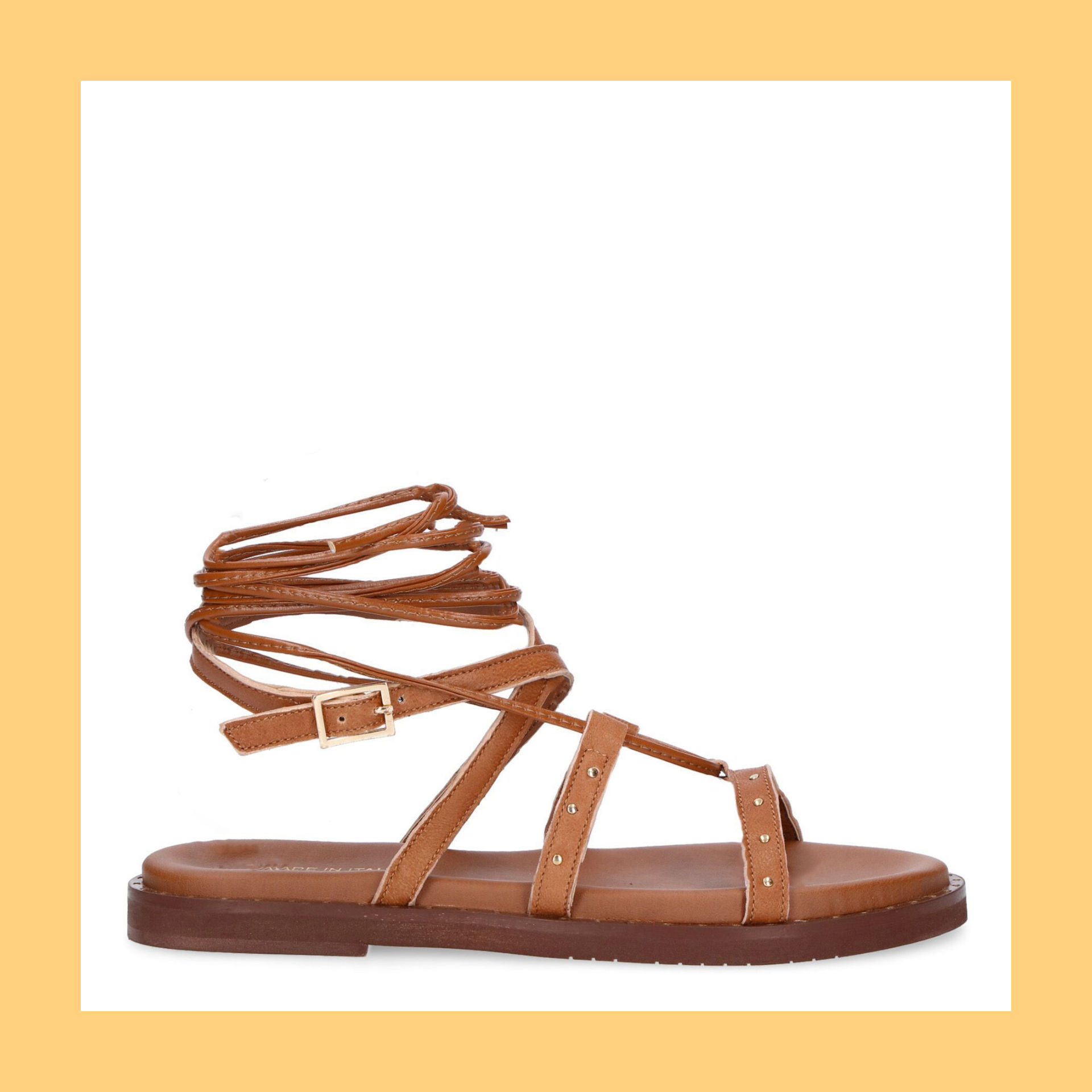 Sandalo in pelle con lacci