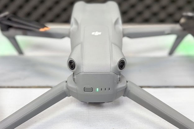 Photos of back side of the DJI Air 3