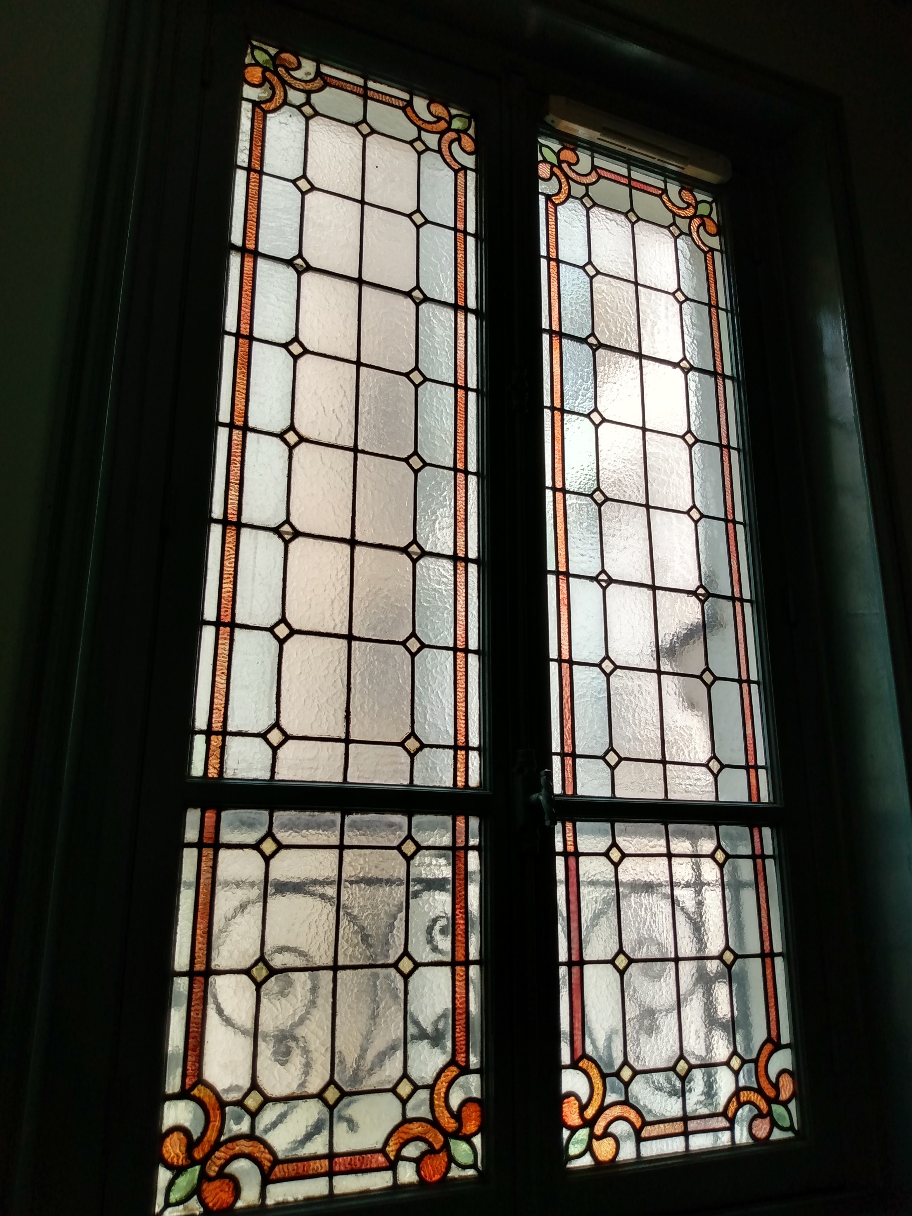 Restauration de vitraux Paris 11ème