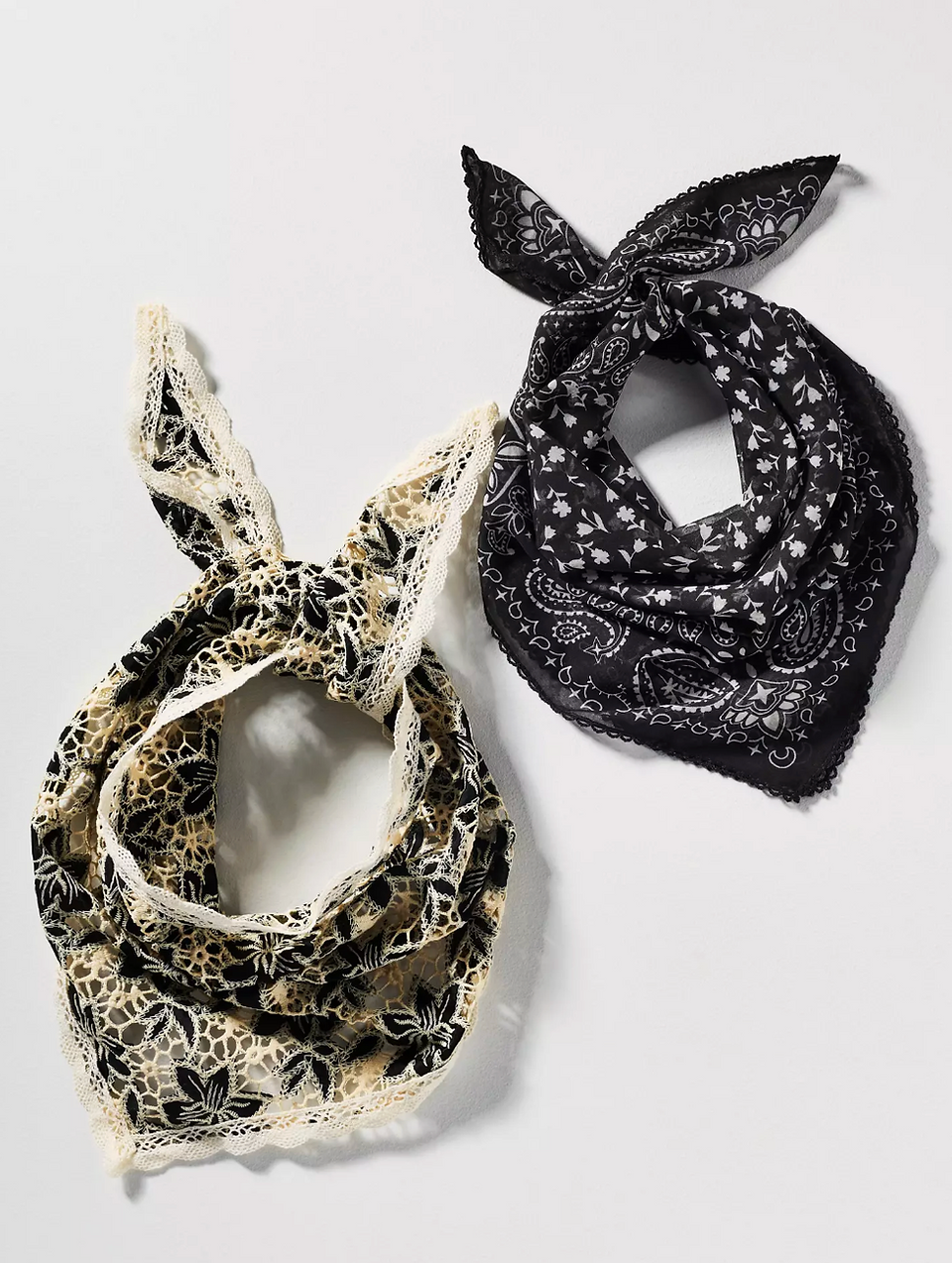 Lacey Bandanas