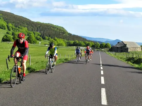 Club de vélo sur les routes de l'Ardèche