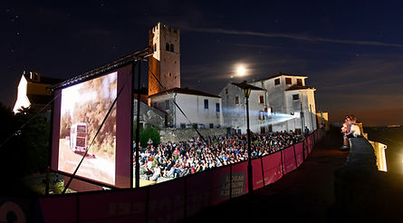Nina Đurđević, iz serije Festivalska (4).jpg