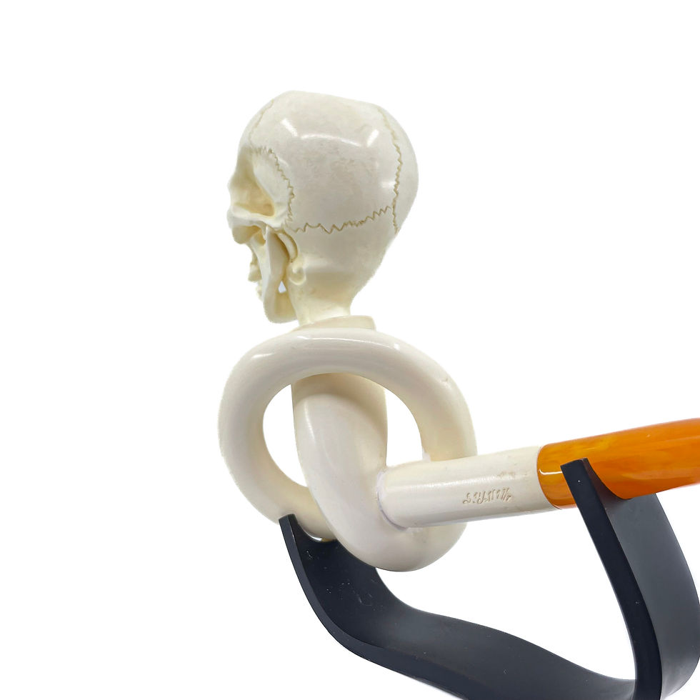 Thumbnail: Knotted Skull Smoking Pipe