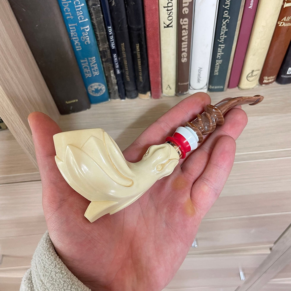 Thumbnail: Unique, Leaf Ornament Freehand Shaped Tobacco Smoking Pipe