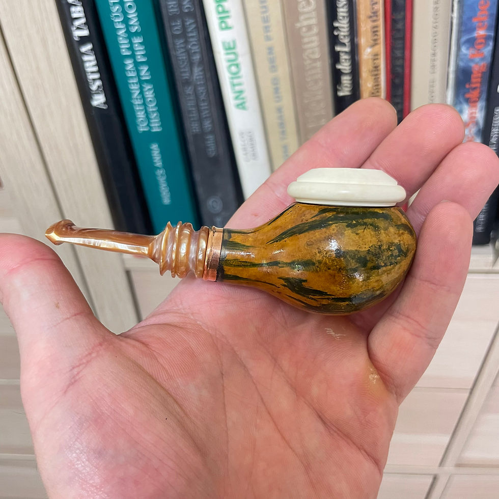 Thumbnail: Pocket Calabash, Nosewarmer Smoking Pipe
