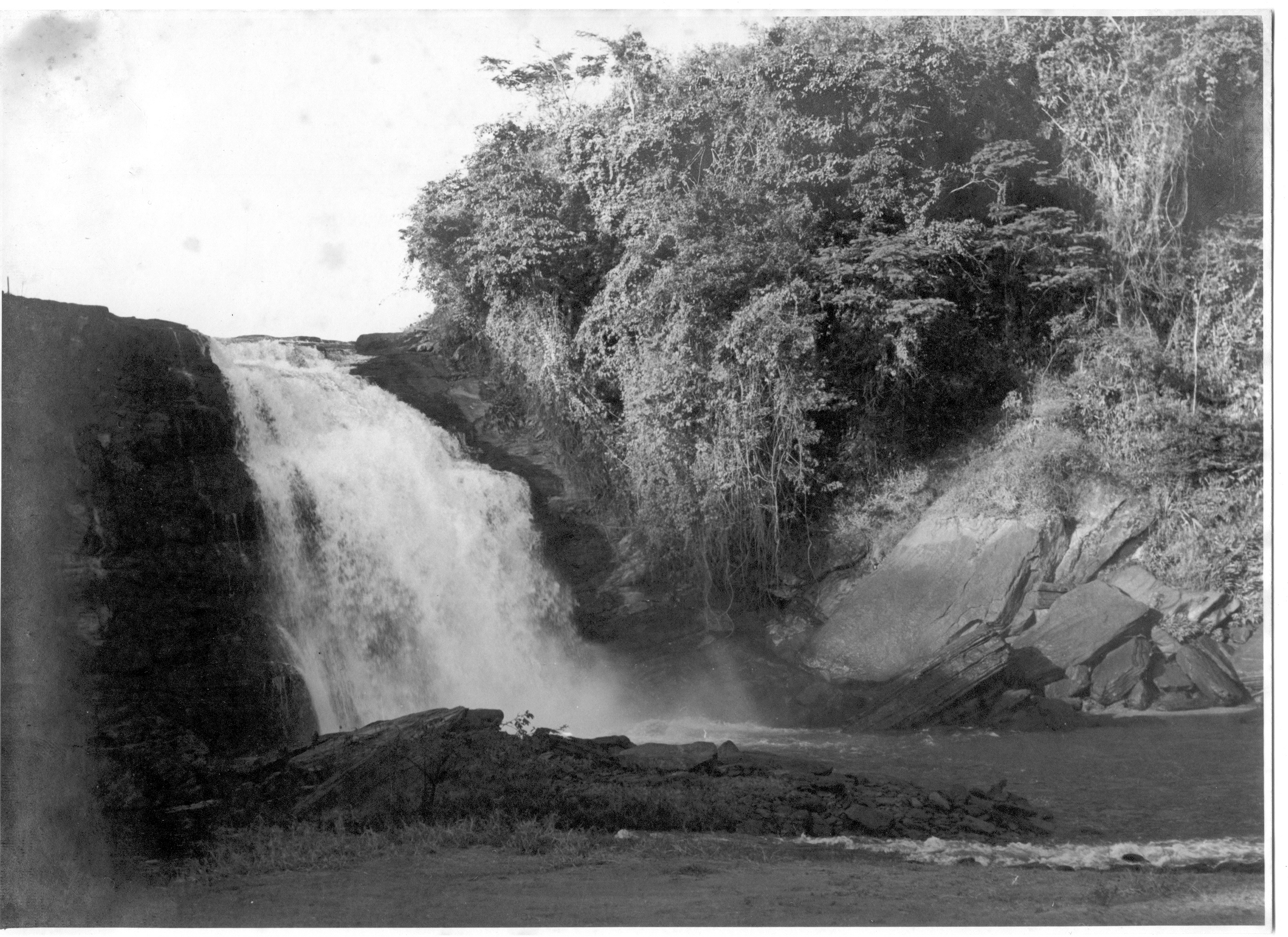 foto045-PCH cachoeira02PB