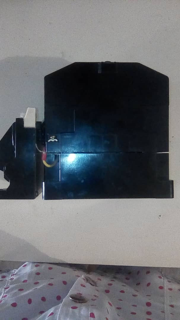 Miniatura: CONTACTOR MITSUBICHI 60AMP 220V CON RELE TERMICO