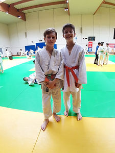 Dojo Rhône Vivarais Championnats Rhône benjamins Léo Corradi et Ismaïl Ouahmane.