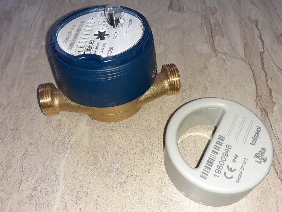 Talkpool lorawan water meter before assembly