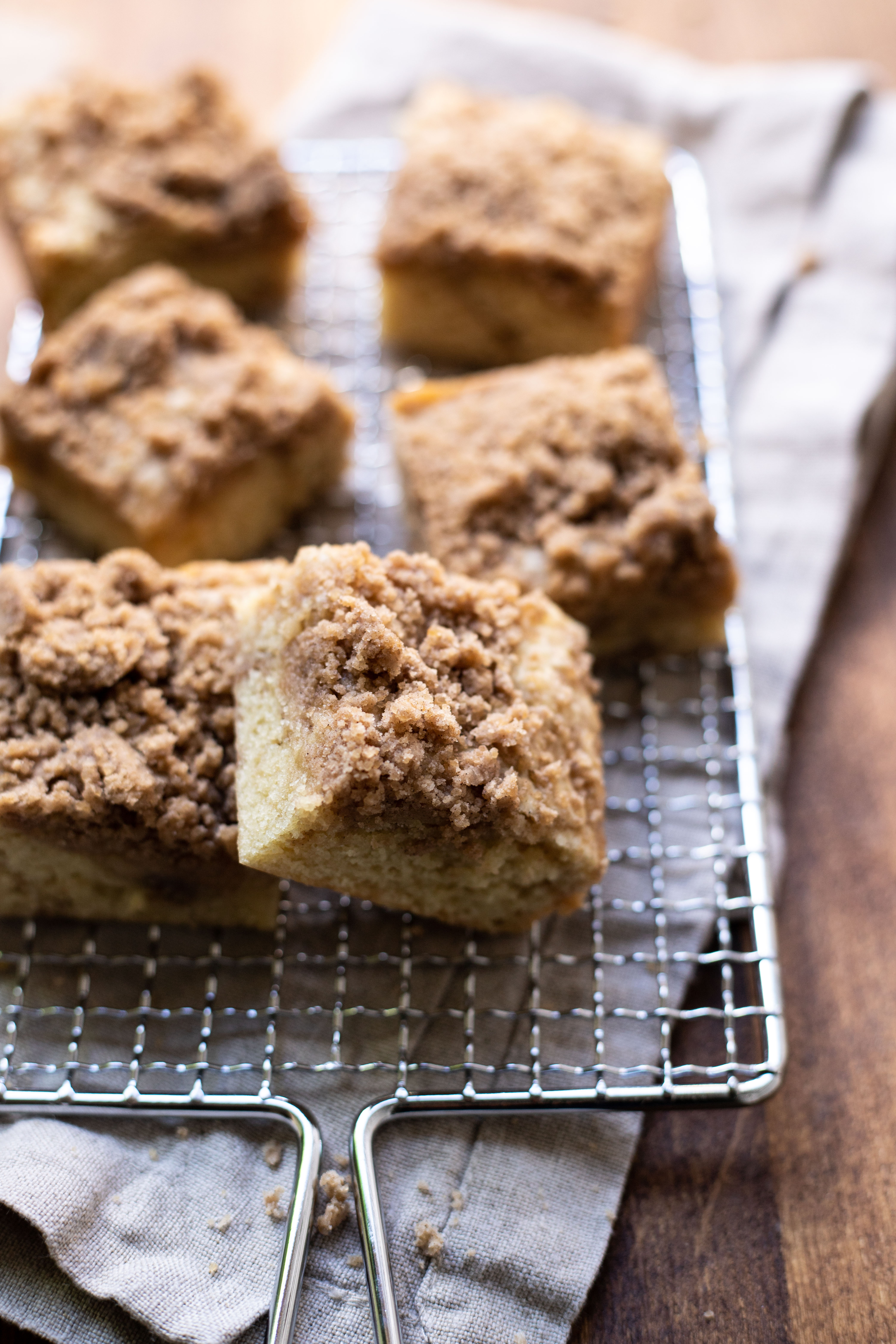 COFFEE CAKE BARS