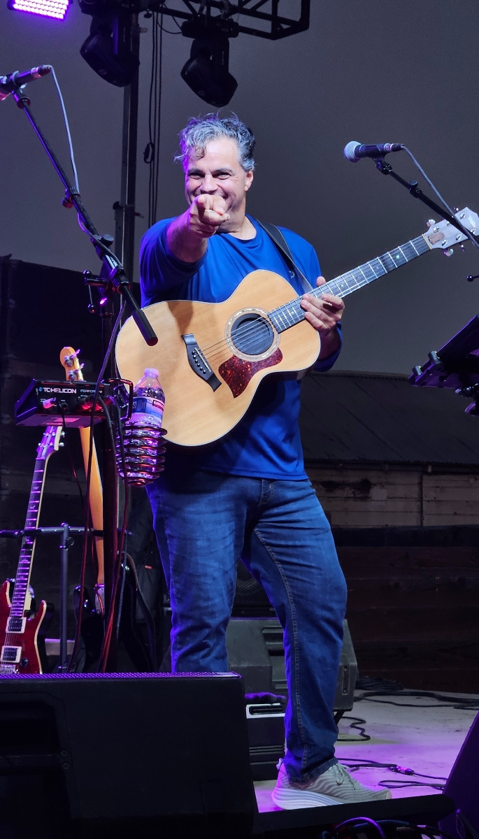 Cōque Ross live entertainer private event Central Valley