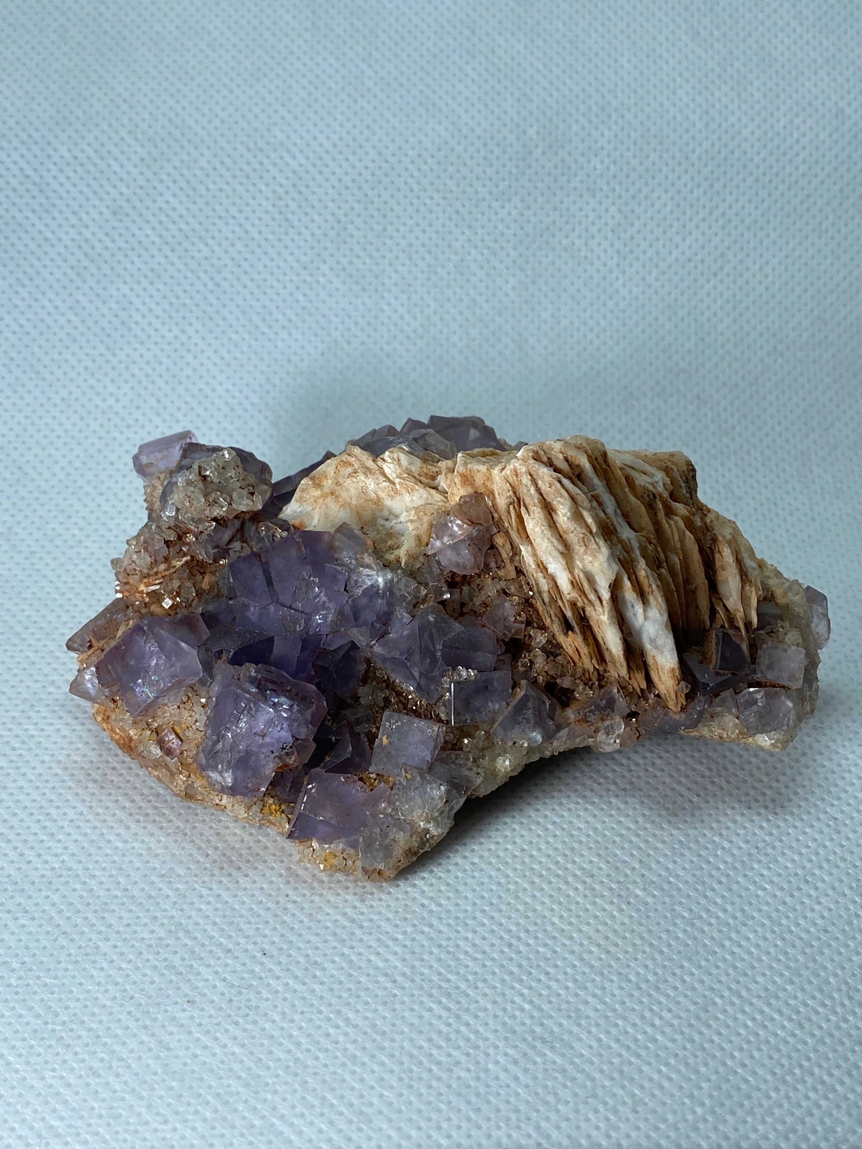 paarse fluoriet op bariet