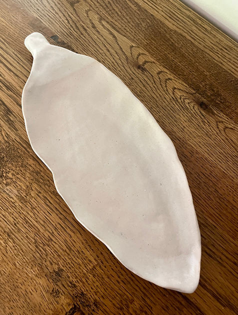 Ceramic leaf dish