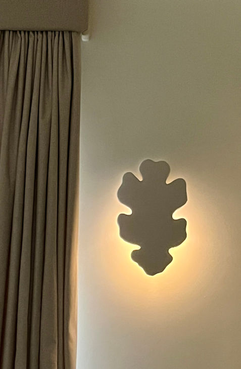 Ceramic oak leaf wall light