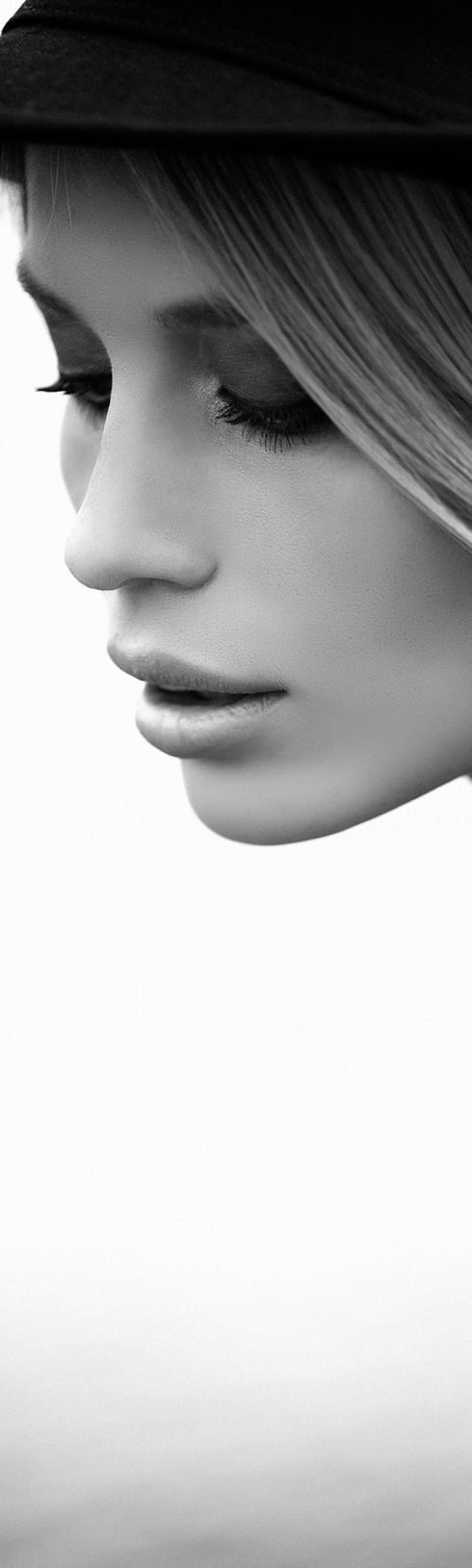 Model in Black & White hair salon, KS