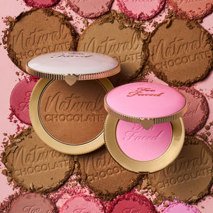 ELCS_1026697100_FSP_TOO_BTS_AND_BLUSH_STILLS_ASSET_006_PRODUCT_GROUP_235_1x1.jpg