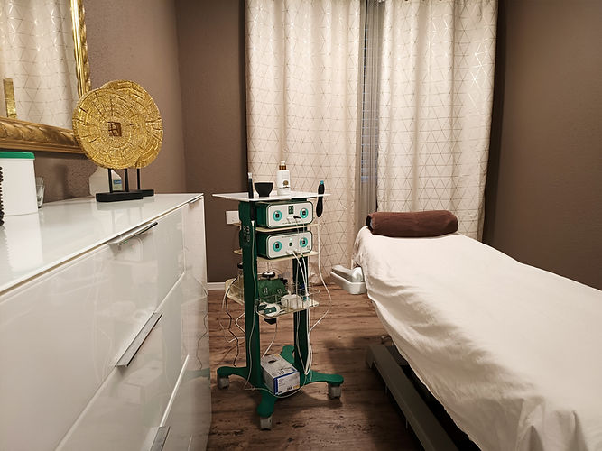 reyu_room.jpg