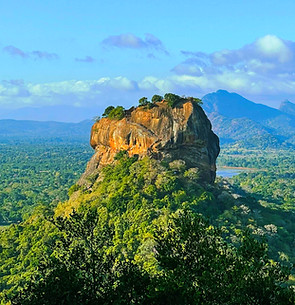 sigiriya rock_edited.jpg
