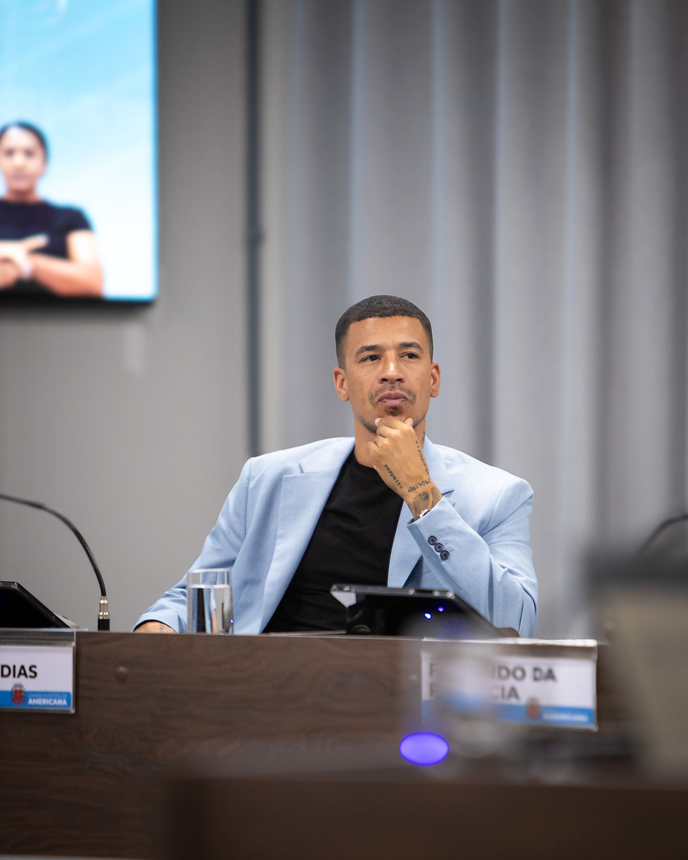 Vereador Juninho Dias propõe ação conjunta para limpeza e reordenamento de cabos em Americana