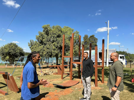 NOVOS BRINQUEDOS DE PLAYGROUND NA ORLA DA PRAIA DOS NAMORADOS