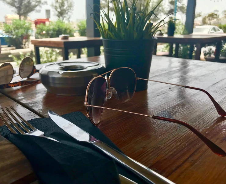 The Black Sheep: Drink and Dine
