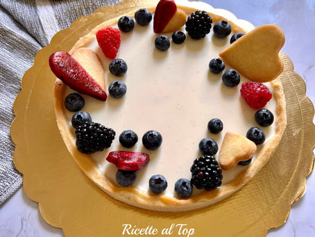 Crostata panna cotta e frutti di bosco
