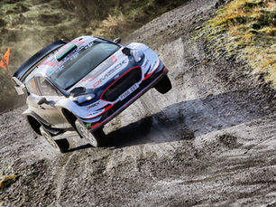 EVANS LEADS M-SPORT ONE-TWO AT THRILLING HOME EVENT